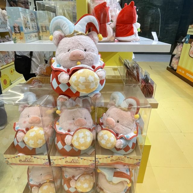 Lu Lu豬列車號登陸尖沙咀The One