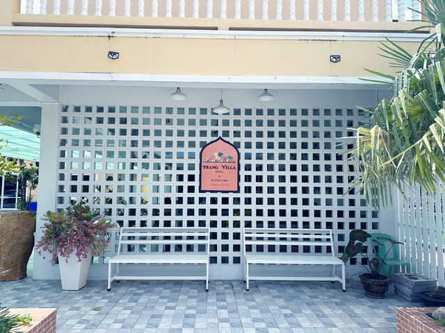 Trang villa Resort &water park