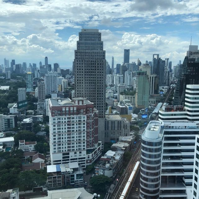 Exploring the Spectacular Services at Carlton Hotel Bangkok