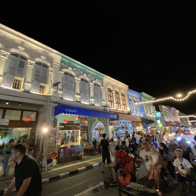 ถนนคนเดินภูเก็ต หลาดใหญ่