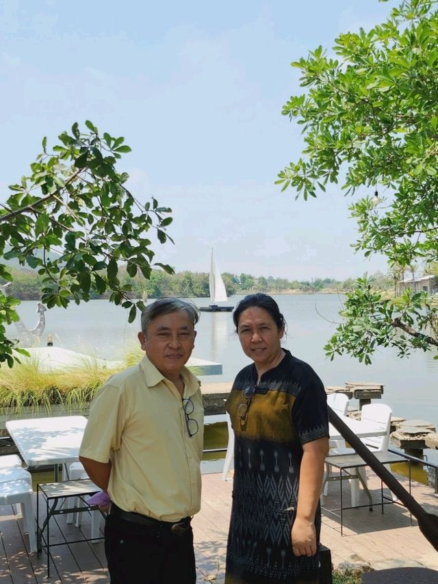 👨‍👩‍👧 Family day at .. InLaYa.. Ratchaburi ⛵️⛵️