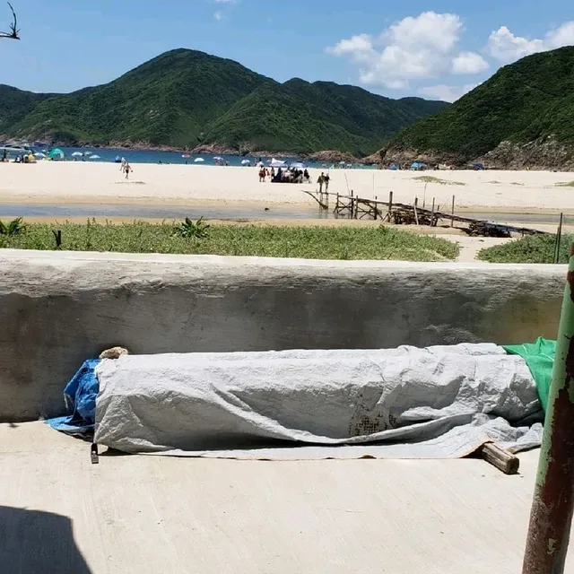 香港最美的靜土鹹田灣水清沙幼,記得去士多整碗餐蛋麵吖