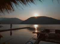 Sweet Home Floating House 