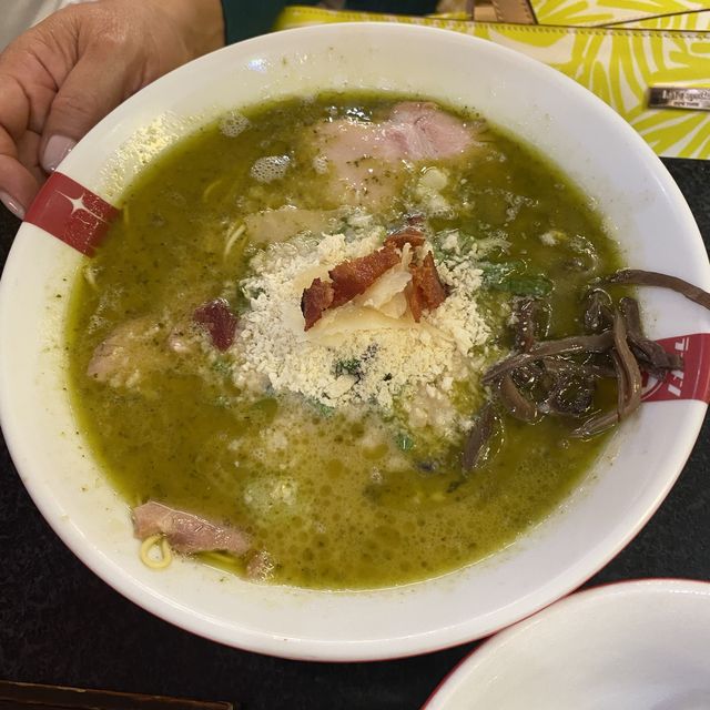The Universal Noodle 🍜