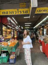 บรรยากาศ รอบๆตลาดวโรรส