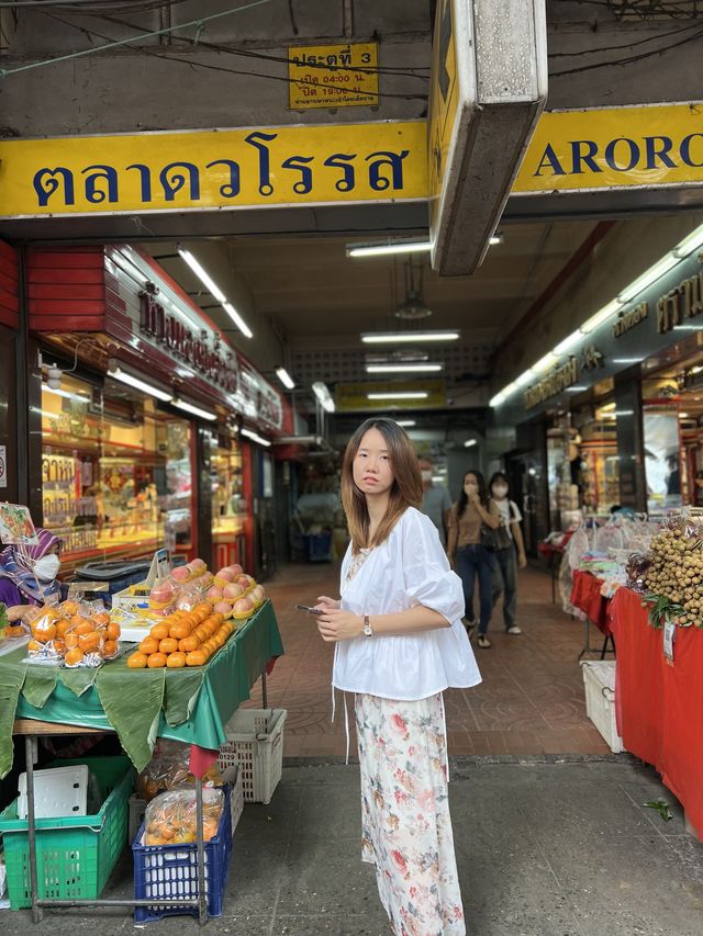 บรรยากาศ รอบๆตลาดวโรรส