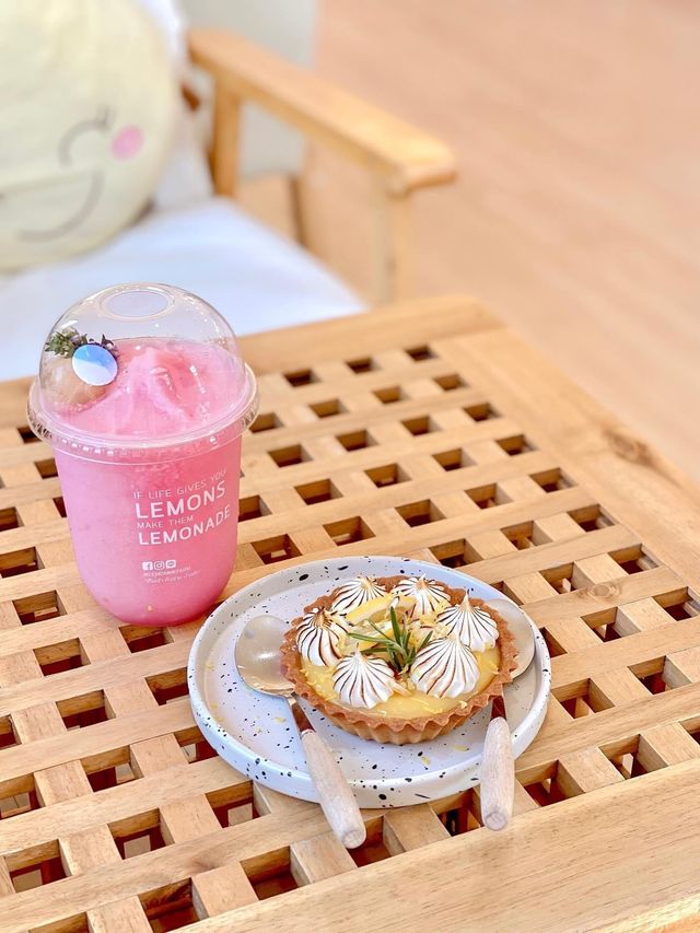 คาเฟ่Lemon Me Farm & Cafeมินิมอลมินใจ🍋💖