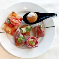 Vivid Fantasy Afternoon Tea@Paper Moon