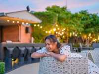 นอนชิลดูอาทิ​ตย์ตกทะเลบนrooftopที่Crossvibepattaya