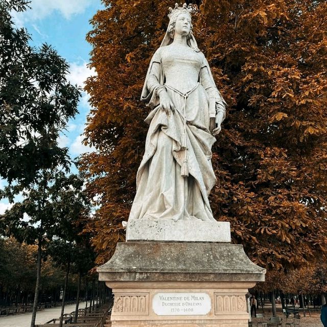 THE LUXEMBOURG GARDEN.