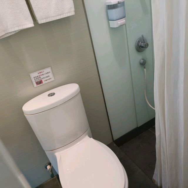 人均100、望到海既平價酒店 🏨