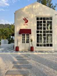 คาเฟ่ริมทะเลเปิดใหม่ ร้านสวยมาก