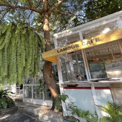Lamour Cafe & Restaurant User Photo