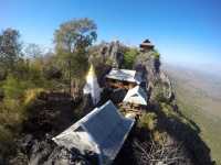 วัดพระบาทปู่ผาแดง ลำปาง