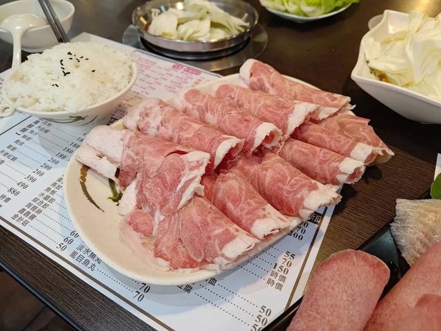 桃園銘傳大學學生最愛火鍋店_大拇指精緻鍋物