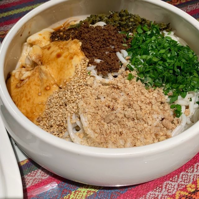 深圳海岸城美食｜ 罕見雲南滇菜傣族風味