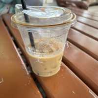 ร้านกาแฟมีน้ำตกอยู่กลางร้าน💚🌾🫧