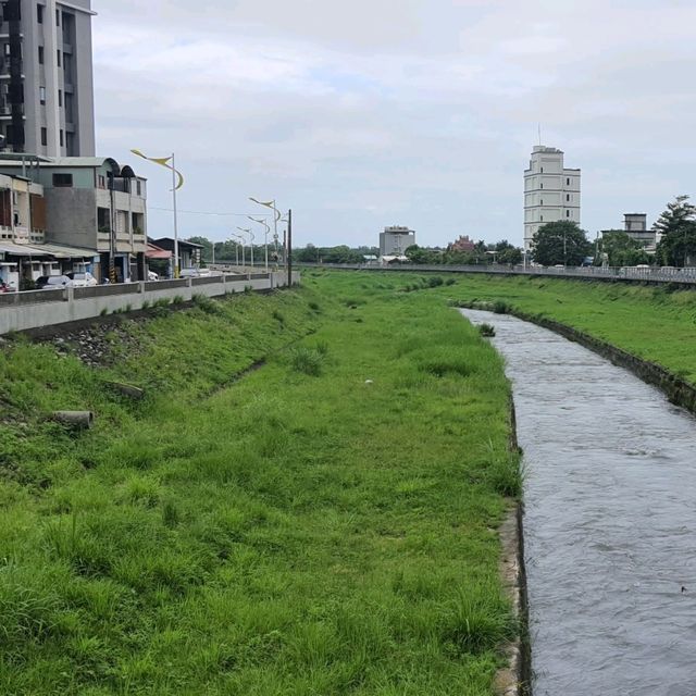 沿溪而行，花蓮七腳川公園