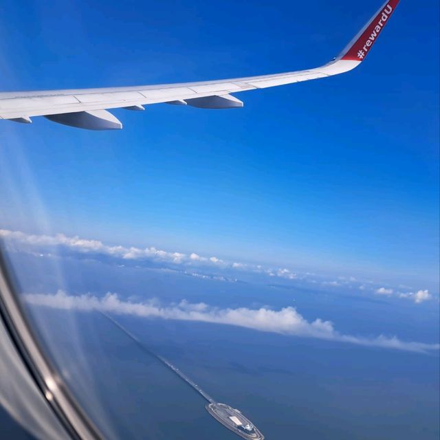✈️搭飛機去首爾啦😆食飛機餐🍴欣賞高空風景😍