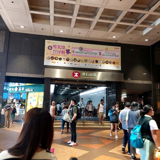 荷里活廣場