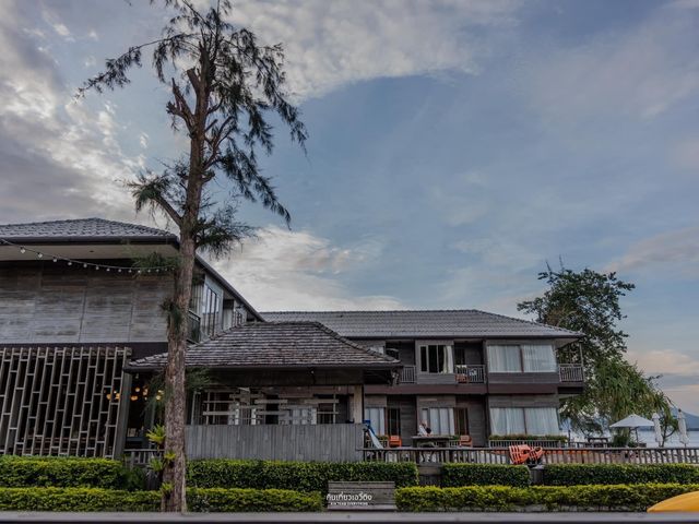 ที่พักยอดฮิตบนเกาะเสม็ดติดทะเล น้ำใสเวอร์🏝️