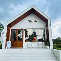   The Cake​ Cafe&Bakery