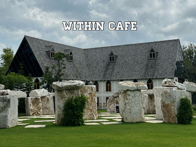 Within Cafe เที่ยวสโตนเฮนจ์เวอร์ชั่นเขาใหญ่