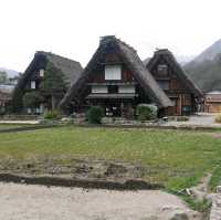 Avoid the tourists at Shirakawa-go 