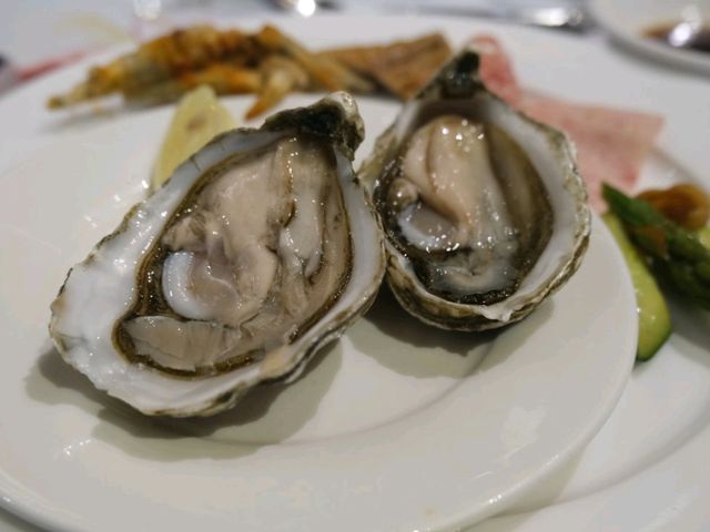 獨樂樂生蠔蟹腳暴肥餐