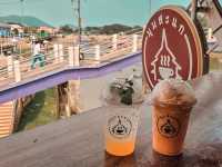 ร้านมุมสะแก ติดริมน้ำ@อุทัยธานี 