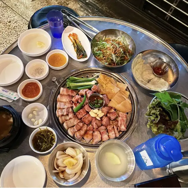 韓國釜山/高顏值歐巴烤肉 釜山宅🔥