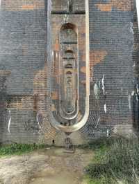 An “infinity” viaduct down South of London
