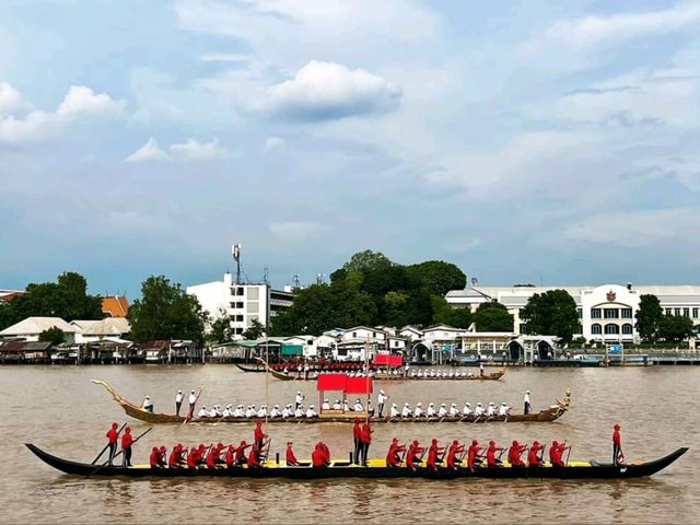 พามาชมการซ้อมขบวนเรือพระราชพิธี