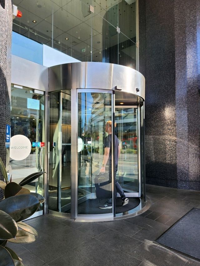 🇦🇺 Novotel Canberra, Australia