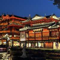 Yuyuan Old Street ตอนกลางคืน