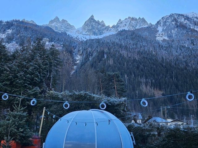 CHAMONIX : Chill at 3,852m Elevation