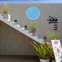 คาเฟ่ พัทยา ติดทะเล Summer house Pattaya