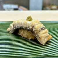 【大阪・鶴橋】1貫から気軽に味わえる本格寿司「鮨MANABU」