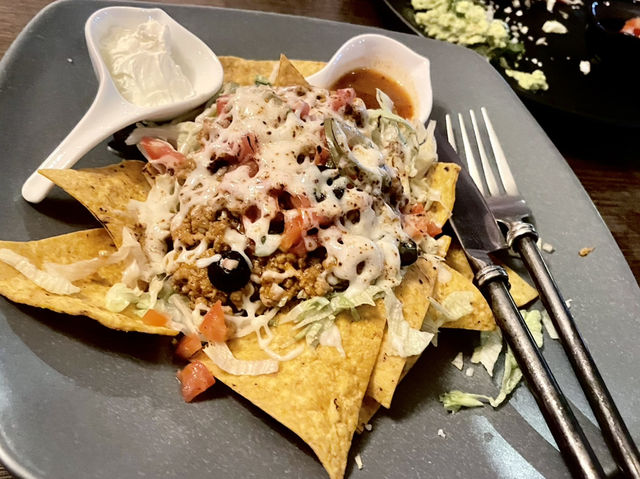 ดนตรีร็อค อาหารอร่อย ที่ El Toro Loco