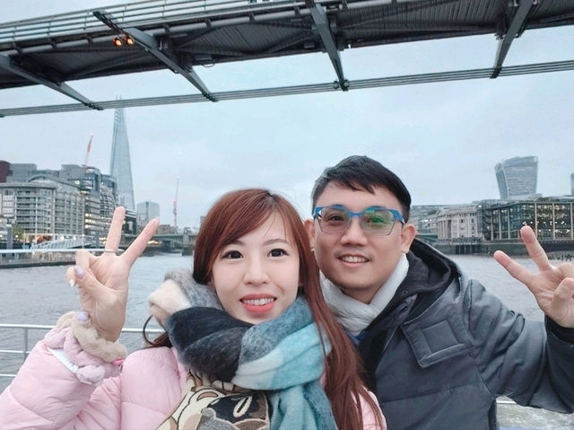 雙層巴士bigbus遊倫敦， 倫敦塔橋遊泰晤式河