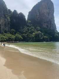 หาดไร่เลย์ ชายหาดสวยติดอันดับโลก