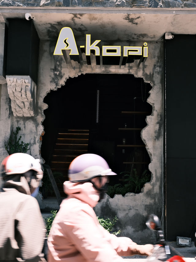 🇻🇳峴港旅行·水泥工業風咖啡店推介