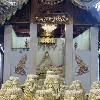 วัดพระธาตุดอยคำ • เชียงใหม่