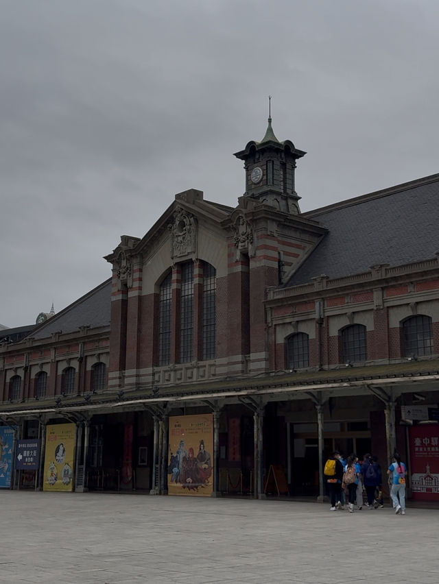 Taichung Railway Station: A Heritage Hub of History & Art