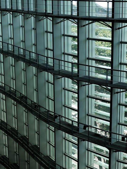 穿梭於藝術與電影的浪漫空間—國立新美術館🇯🇵參訪體驗
