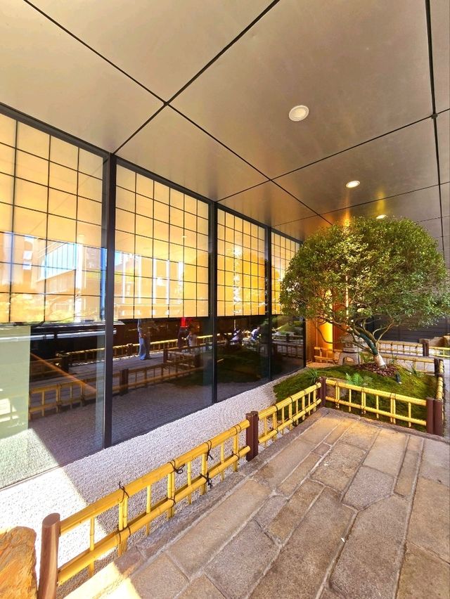 新派溶合素食餐廳