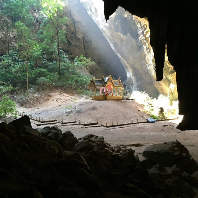 Phraya Nakhon Cave 