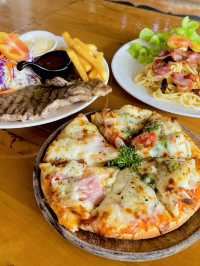  ร้านหน้าบ้าน  เนินทราย โทร 096-1580995  