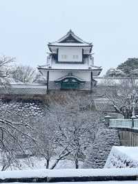 【金沢】幻想的な雪景色の兼六園