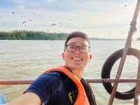 “Soar with the Eagles: Kuala Sepetang’s Thrilling Boat Ride & Feeding Experience!”